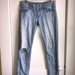 American eagle boyfriend jean